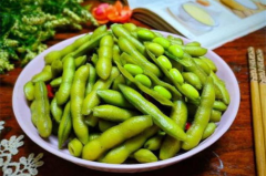 怎样煮毛豆又绿又好吃,轻松煮出翠绿美味毛豆