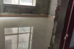 小产权房可以住一辈子吗,小产权房居住权的不确定性与法律风险解析