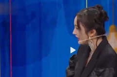 娱乐吃瓜高情商男艺人,化解尴尬的艺术